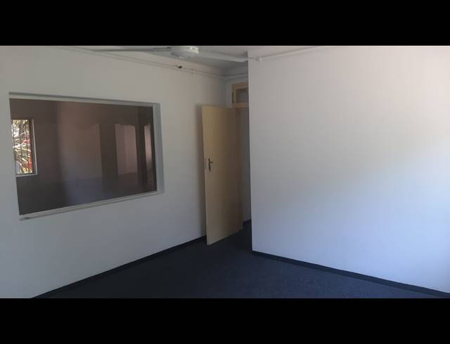 773M² WAREHOUSE TO LET IN NEW GERMANY